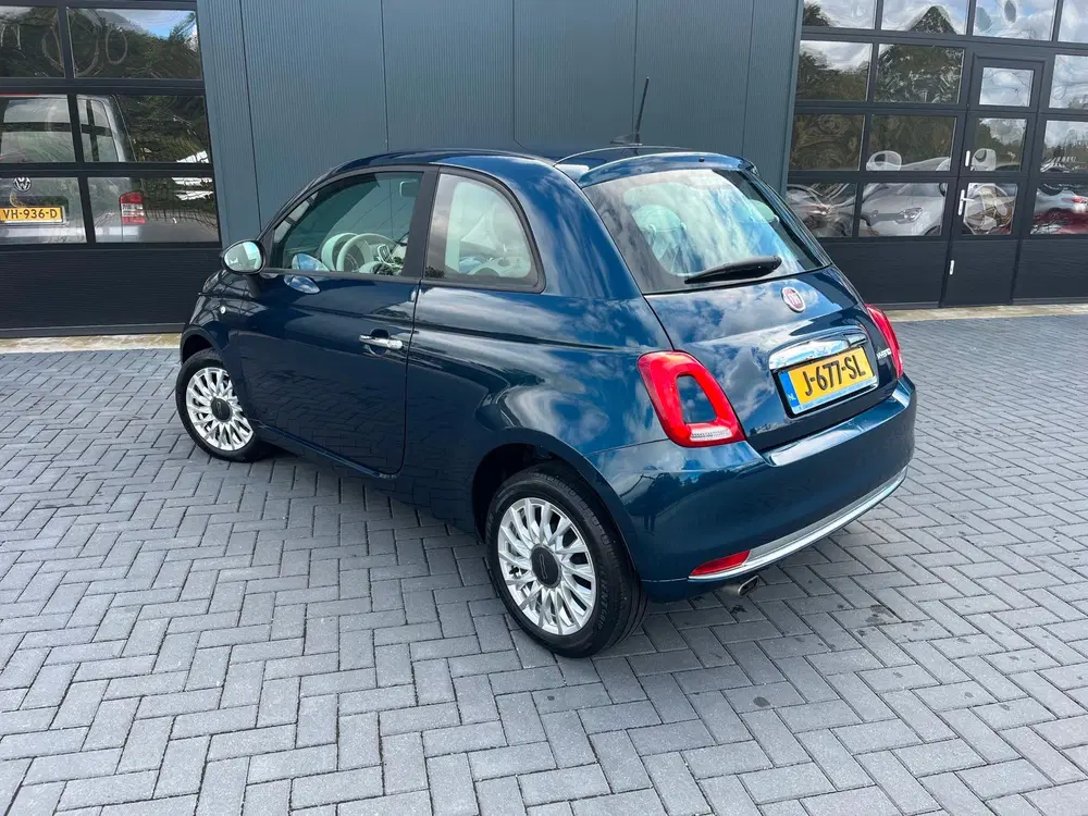 Fiat 500 1.0 Hybrid Lounge NLAuto uit 2020, foto 2