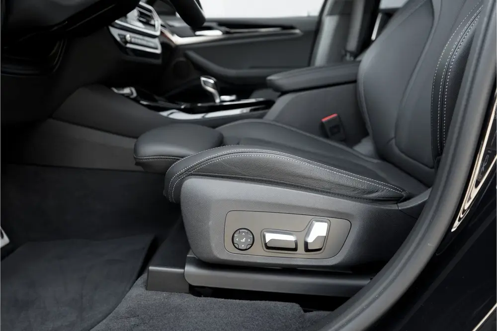 BMW X3 M40i xDrive High Executive Laser HUD ACC A uit 2022, foto 6