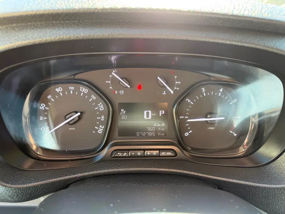 Peugeot Expert 2.0 BlueHDI 145pk automaat Camera CarPlay uit 2022, foto 13