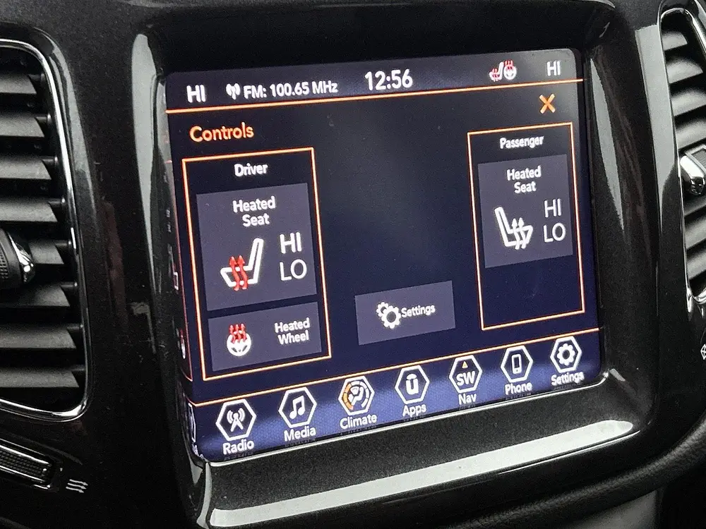 Jeep Compass 1.3T S | Camera | Navigatie | 19" Lichtmetalen uit 2020, foto 11