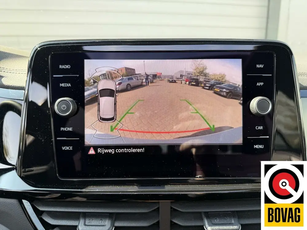Volkswagen T-Roc 2.0 TSI 4Motion R Pano Memory Camera Leder uit 2024, foto 19