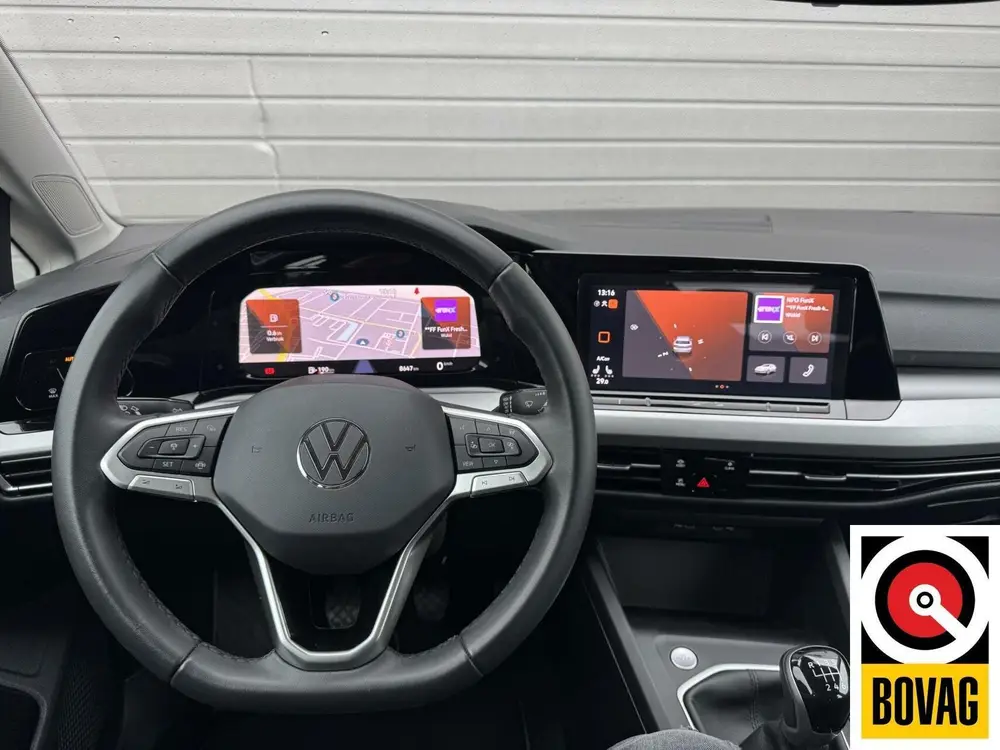 Volkswagen Golf 1.5 TSI R-Line uit 2024, foto 16