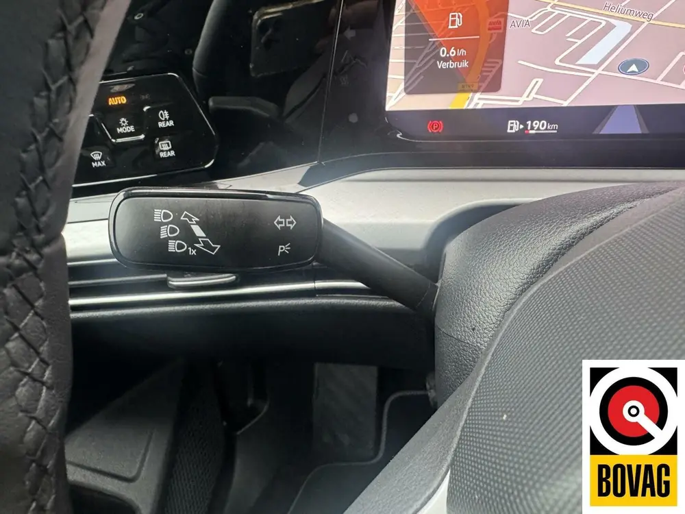 Volkswagen Golf 1.5 TSI R-Line uit 2024, foto 20