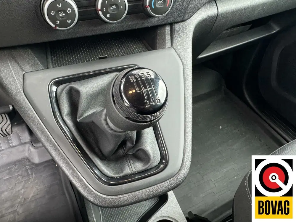 Renault Kangoo 1.3 TCe 100 Comfort L1 Benzine uit 2023, foto 13