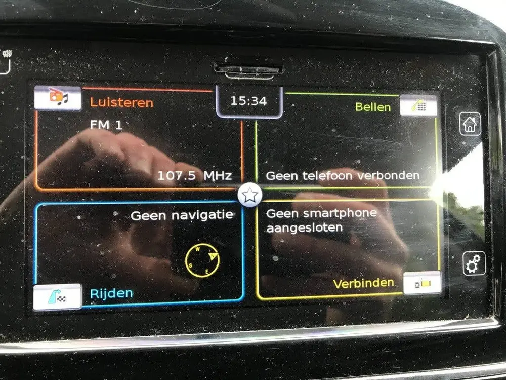 Suzuki Vitara 1.0 Boosterjet **Automaat/navigatie/camera** uit 2019, foto 16