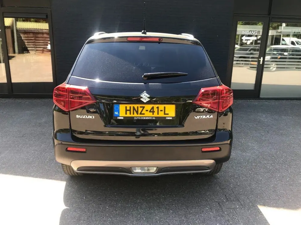 Suzuki Vitara 1.0 Boosterjet **Automaat/navigatie/camera** uit 2019, foto 3