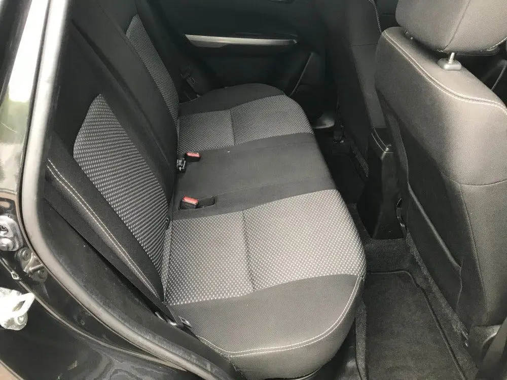 Suzuki Vitara 1.0 Boosterjet **Automaat/navigatie/camera** uit 2019, foto 8