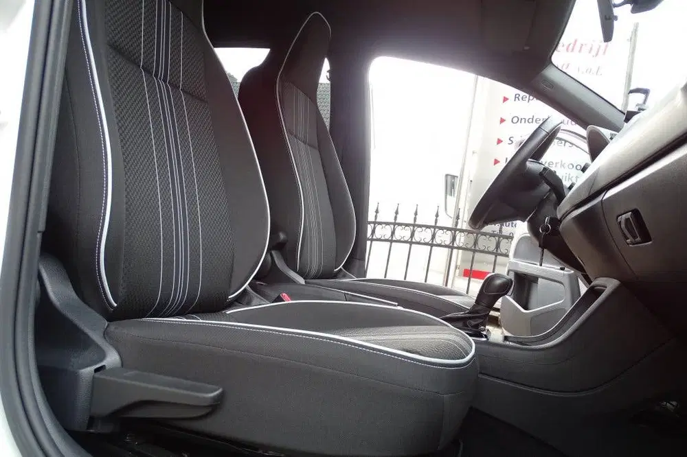 SEAT Mii electric Plus Clima Pdc Stoel verwarming 1 uit 2021, foto 16