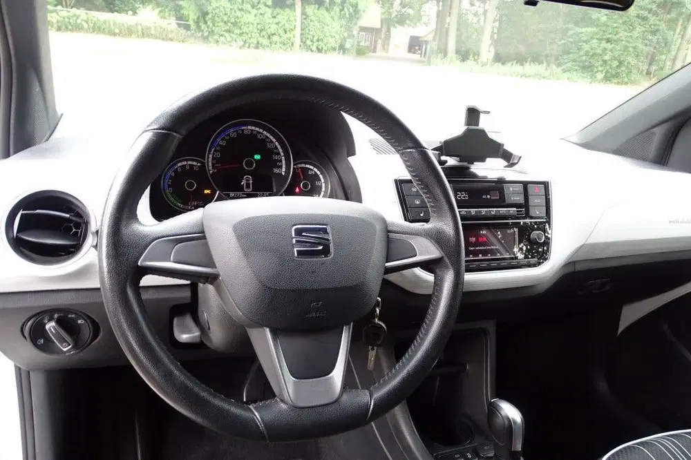 SEAT Mii electric Plus Clima Pdc Stoel verwarming 1 uit 2021, foto 9