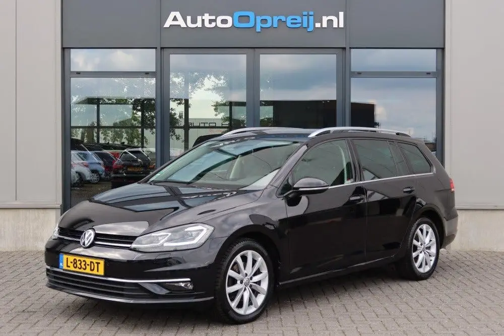 Volkswagen GOLF 1.5 TSI AUTOMAAT Highline Business R-Line 15 uit 2020