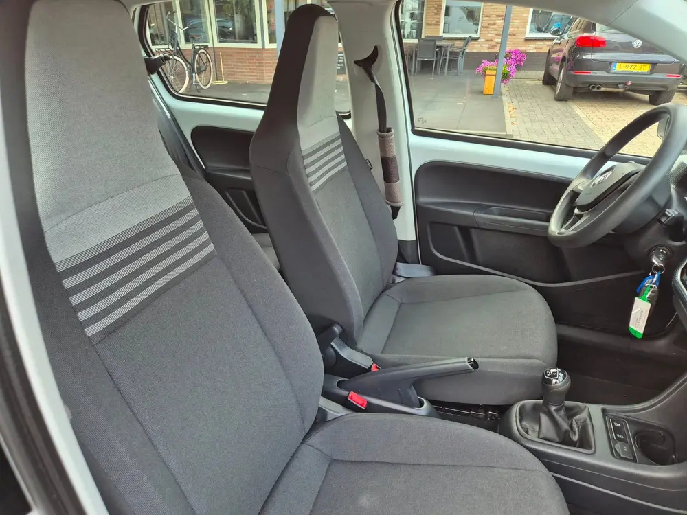 Volkswagen Up! 1.0 BMT move up! uit 2019, foto 13