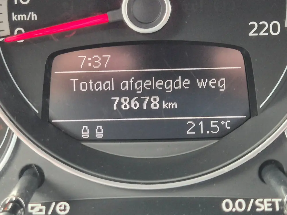 Volkswagen Up! 1.0 BMT move up! uit 2019, foto 17