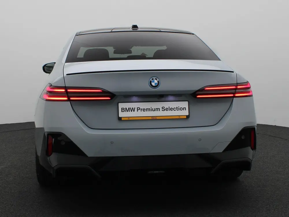 BMW i5 eDrive40 M Sport Edition uit 2025, foto 5