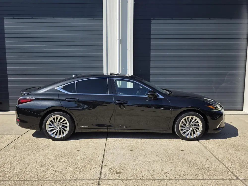 Lexus ES 300h President Line full options uit 2019, foto 5