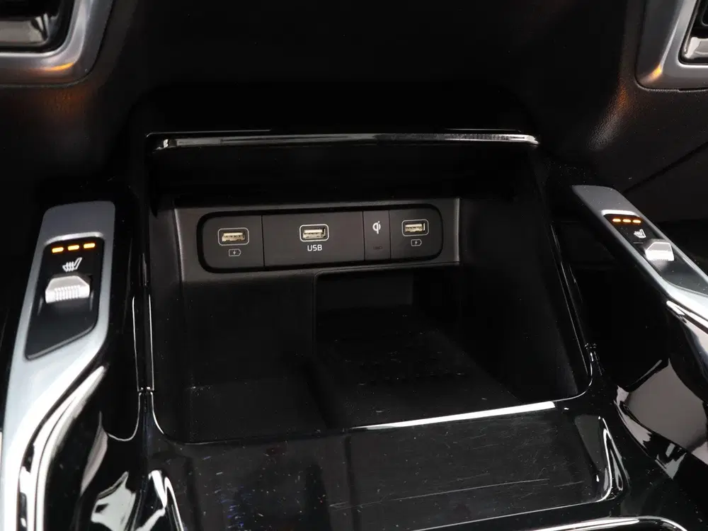 Kia Sorento 1.6 T-GDI Hybrid 2WD DynamicPlusLine 5p. T uit 2023, foto 16