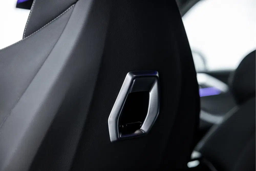 BMW XM 4.4 V8 PHEV 30 kWh uit 2023, foto 20