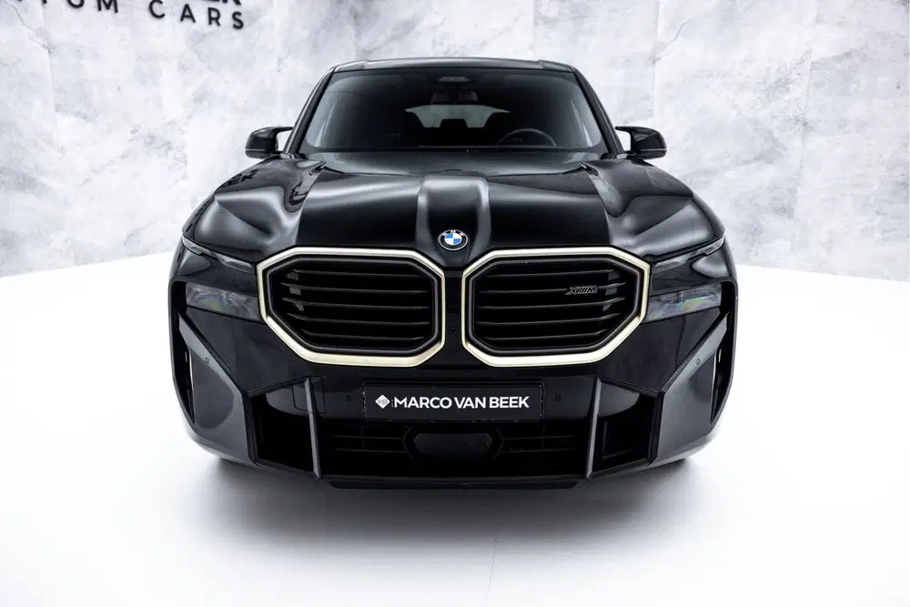 BMW XM 4.4 V8 PHEV 30 kWh uit 2023, foto 7