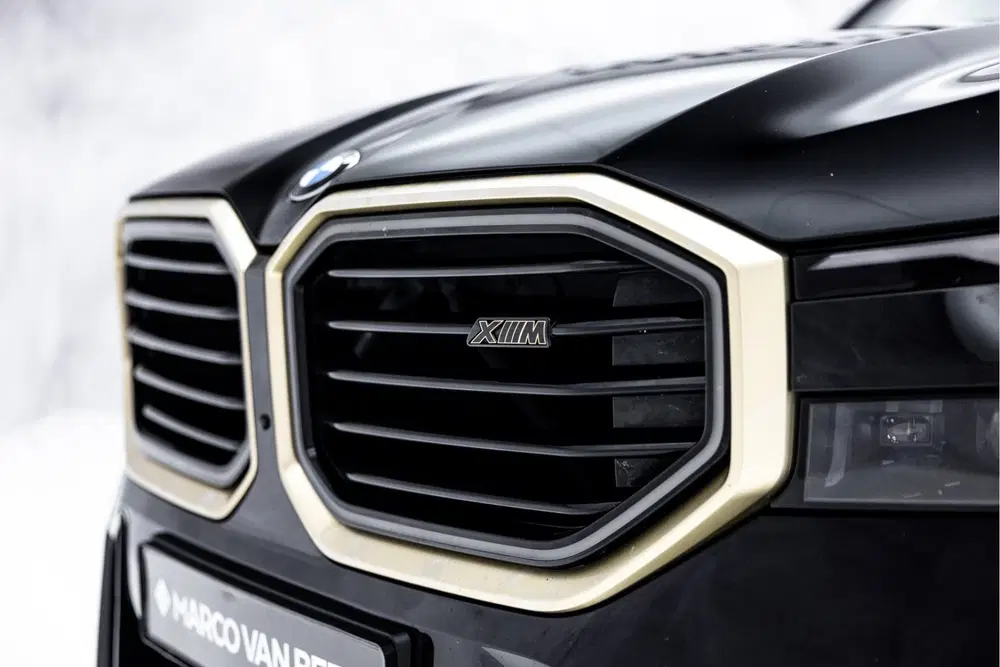 BMW XM 4.4 V8 PHEV 30 kWh uit 2023, foto 8