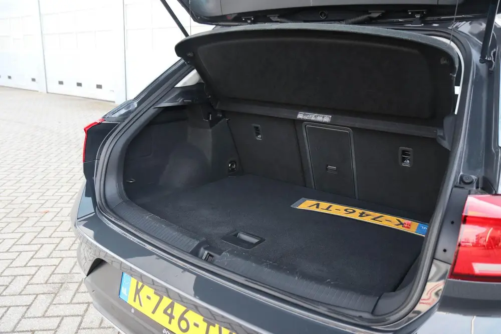 Volkswagen T-Roc 1.0 TSI 110pk Style | Airco | Parkeersensor uit 2021, foto 16