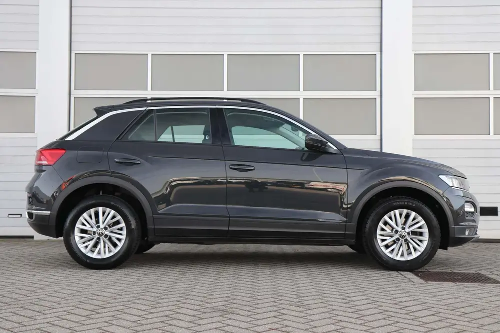 Volkswagen T-Roc 1.0 TSI 110pk Style | Airco | Parkeersensor uit 2021, foto 3
