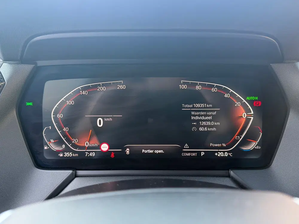 BMW 1-serie 118i Auto Panoramadak SportLine Virtual NA uit 2022, foto 11
