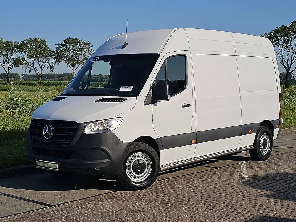 Mercedes-Benz Sprinter 55 kwh 168 km wltp uit 2021, foto 2