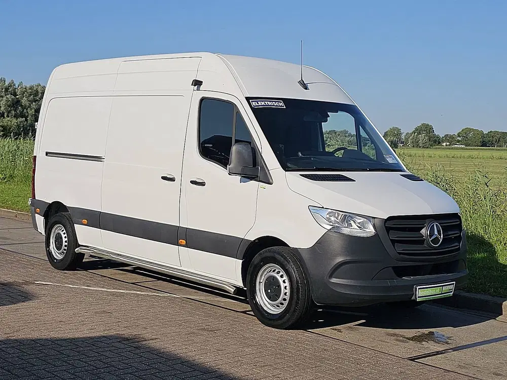 Mercedes-Benz Sprinter 55 kwh 168 km wltp uit 2021, foto 5