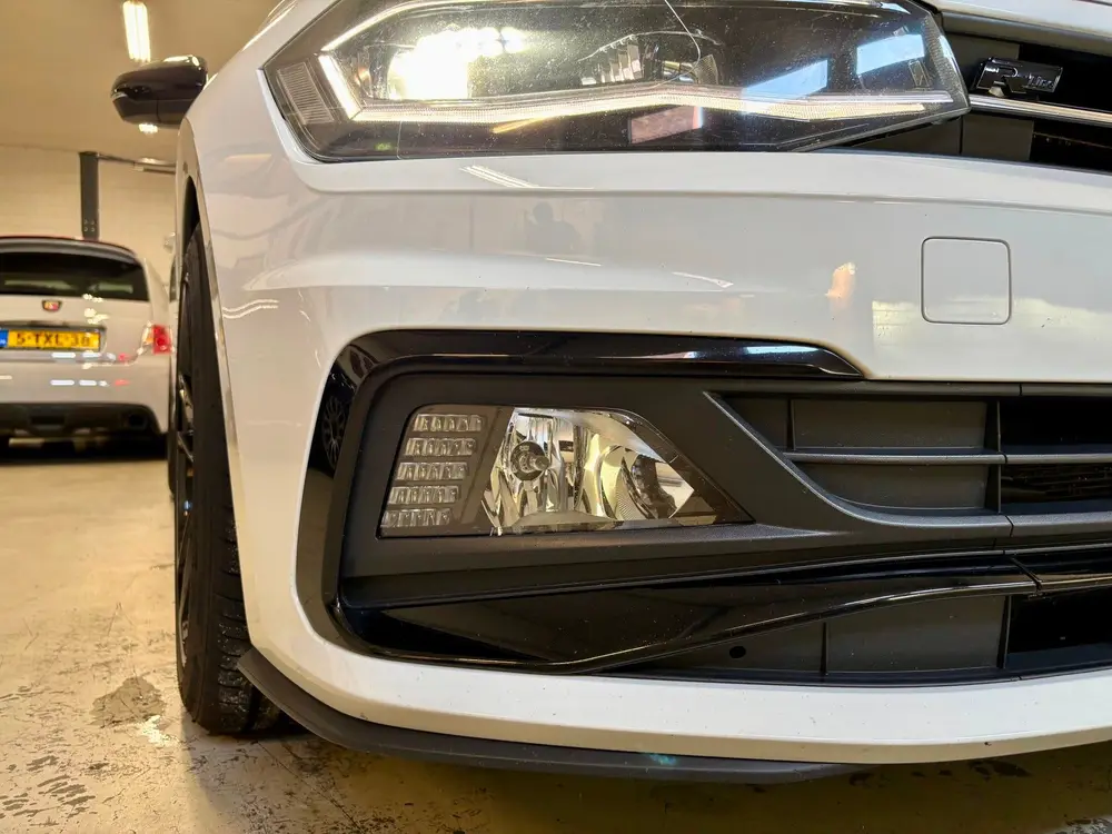 Volkswagen Polo 1.5 TSI Highline R-Line|Dsg|Pdc|Panodak|185p uit 2020, foto 17