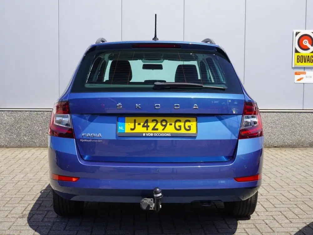 Skoda Fabia 1.0 TSI Bus. Edition Trekhaak uit 2020, foto 6