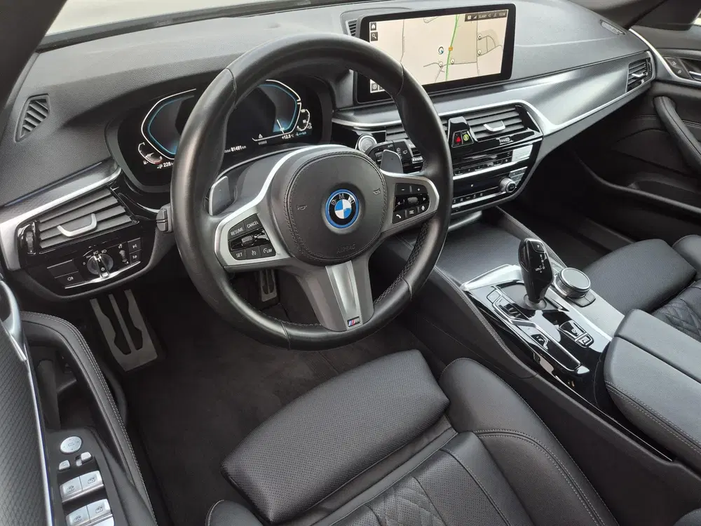 BMW 5-serie 530e xDrive Business Edition Plus M-Spor uit 2023, foto 15