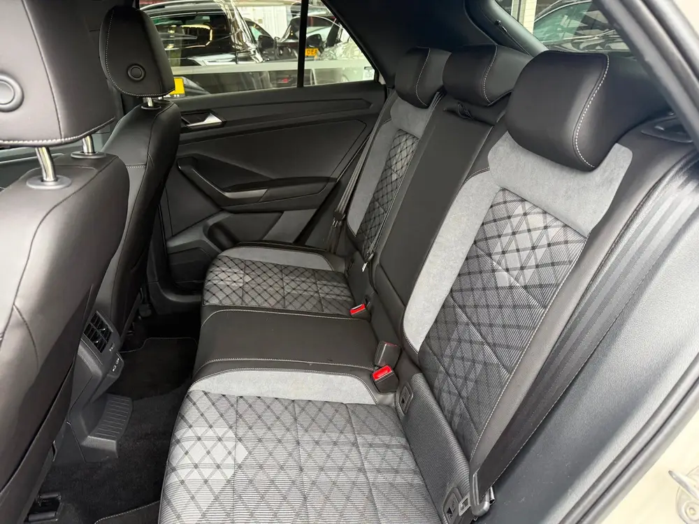 Volkswagen T-Roc 1.5 TSI R-Line ELEKTRISCHE ACHTERKLEP , CAR uit 2024, foto 11