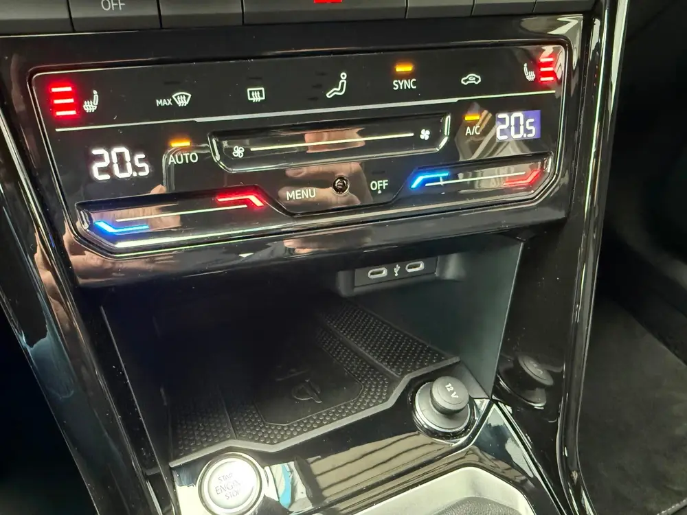 Volkswagen T-Roc 1.5 TSI R-Line ELEKTRISCHE ACHTERKLEP , CAR uit 2024, foto 16