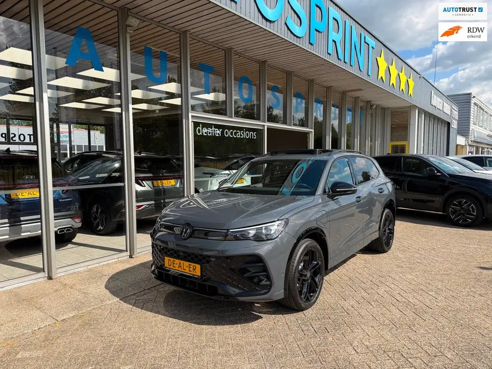 Volkswagen Tiguan 1.5 eHybrid R-Line Edition 272PK PANORAMA uit 2026
