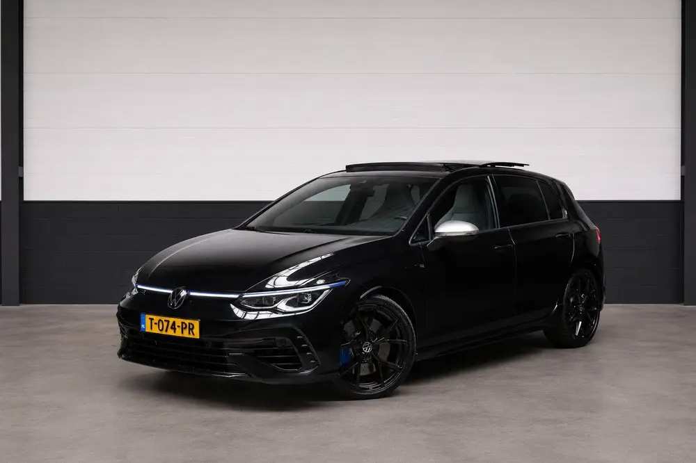Volkswagen Golf 2.0 TSI R 4Motion Pano IQ Light Camera uit 2022