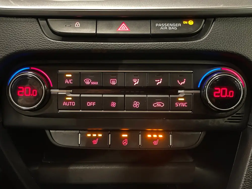 Kia Ceed 1.0 T-GDi DynamicLine uit 2023, foto 12