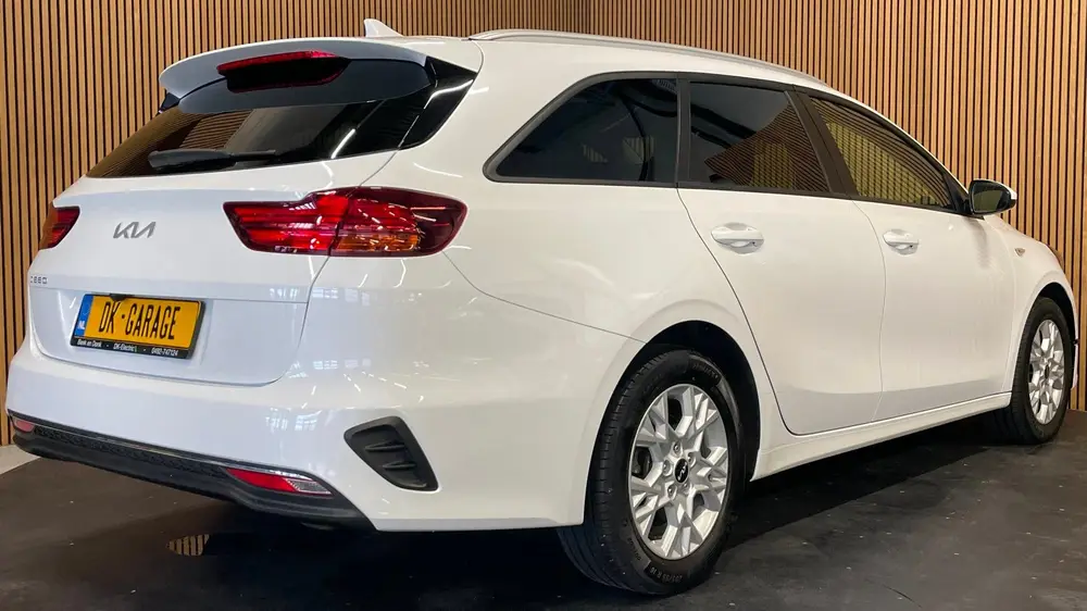 Kia Ceed 1.0 T-GDi DynamicLine uit 2023, foto 6