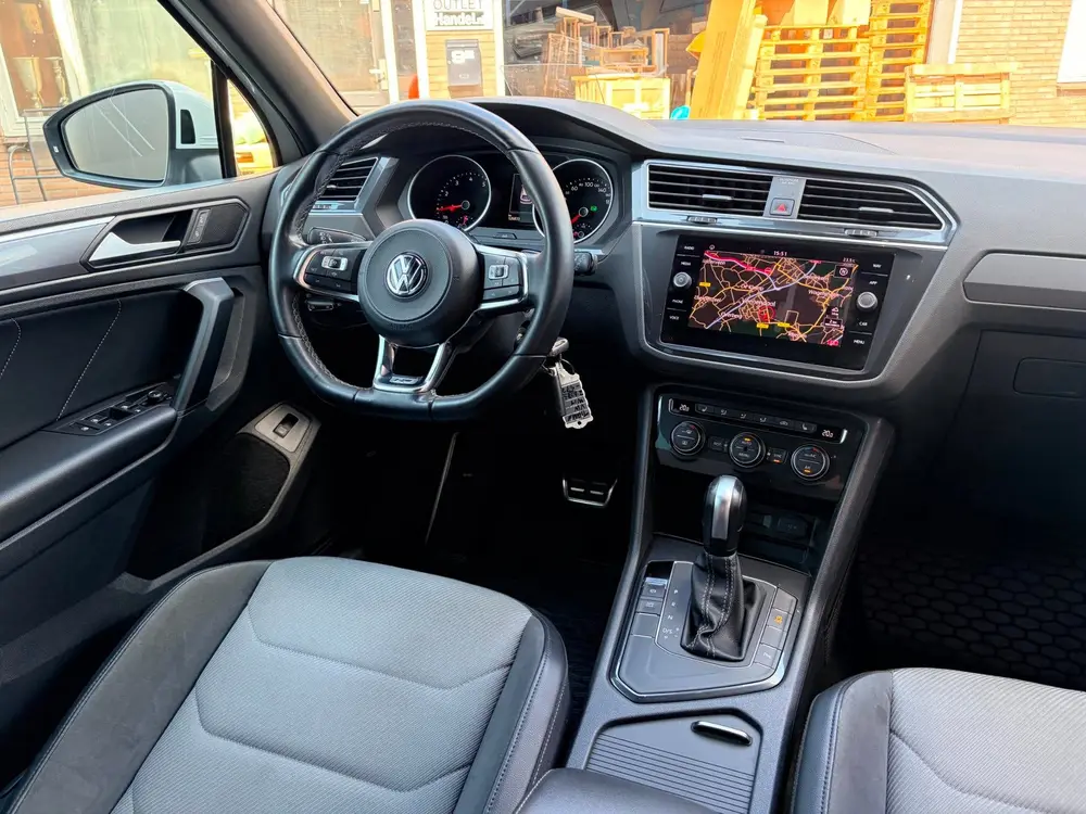 Volkswagen Tiguan 1.5 TSI ACT Highline Business R-Line | LED uit 2019, foto 9