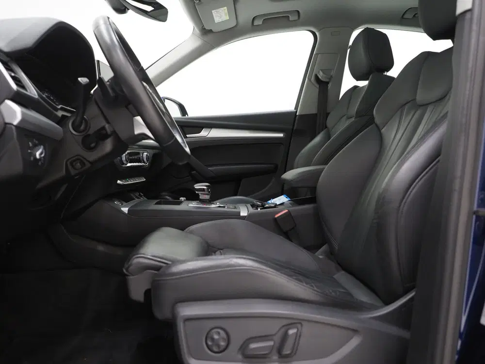 Audi Q5 50 TFSI e Full Black uit 2021, foto 16