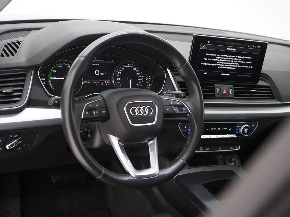 Audi Q5 50 TFSI e Full Black uit 2021, foto 17