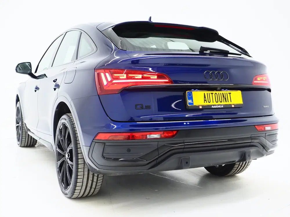 Audi Q5 50 TFSI e Full Black uit 2021, foto 3