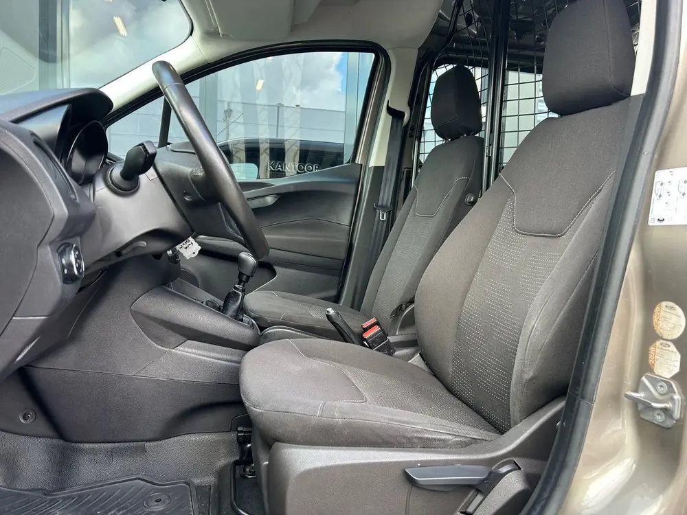 Ford Transit Courier 1.0 Trend AIRCO uit 2019, foto 4