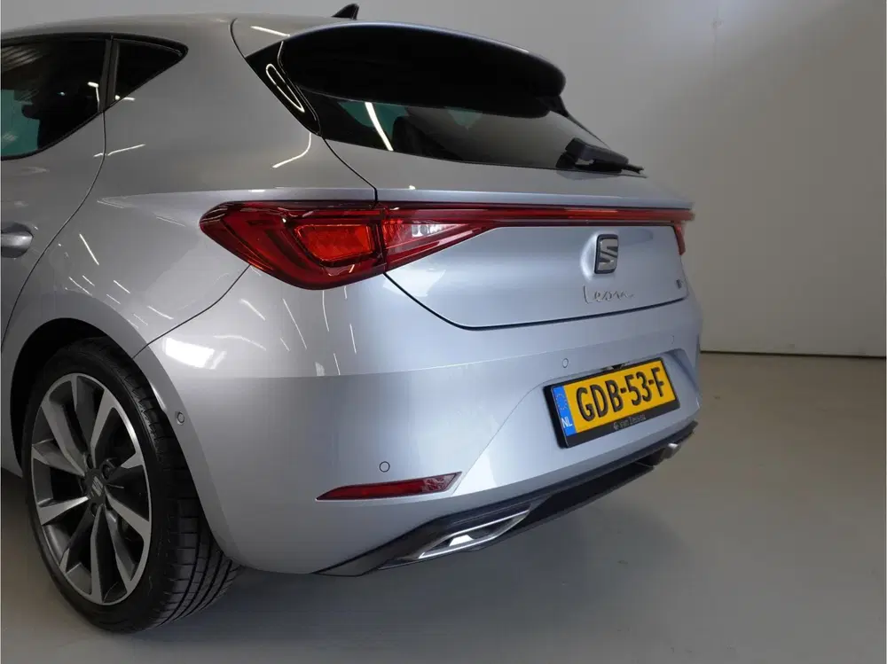 SEAT Leon 1.5 eTSI FR Business Intense uit 2023, foto 4