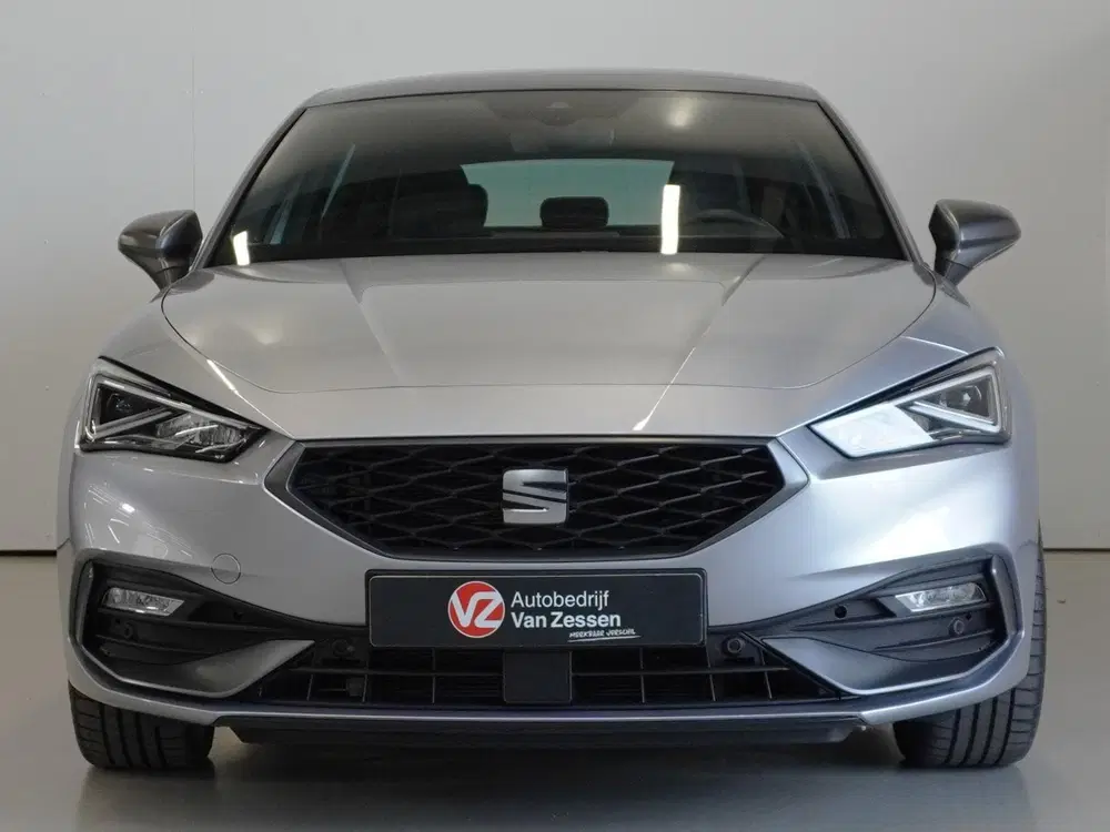 SEAT Leon 1.5 eTSI FR Business Intense uit 2023, foto 6