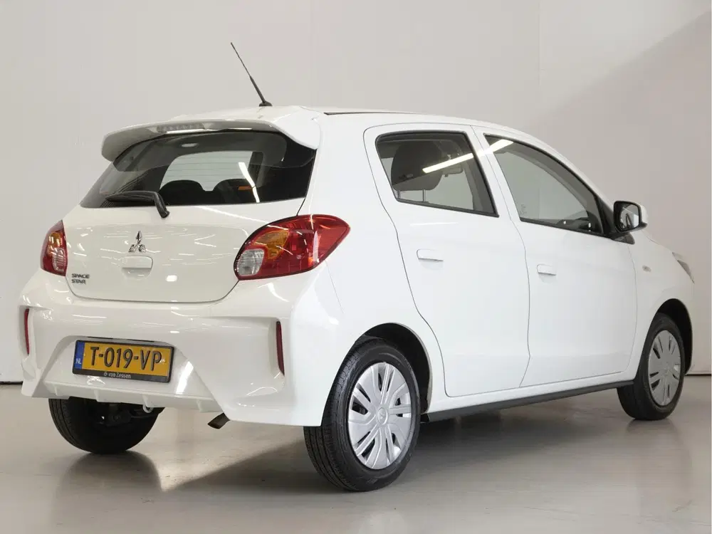 Mitsubishi Space Star 1.2 Connect+ uit 2023, foto 7