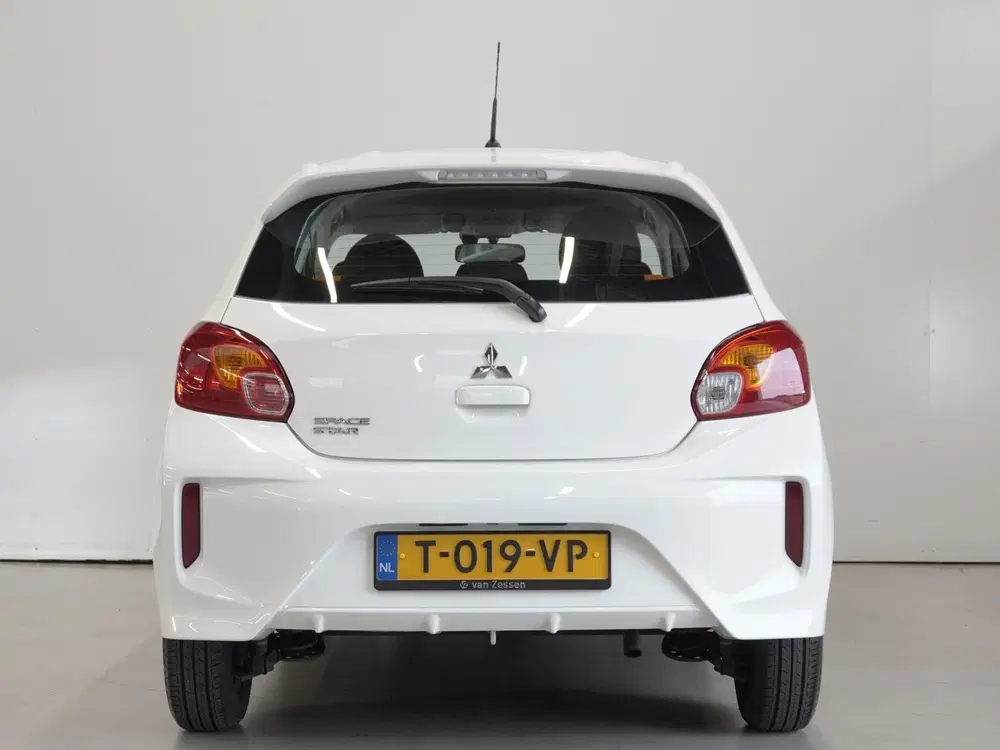 Mitsubishi Space Star 1.2 Connect+ uit 2023, foto 9