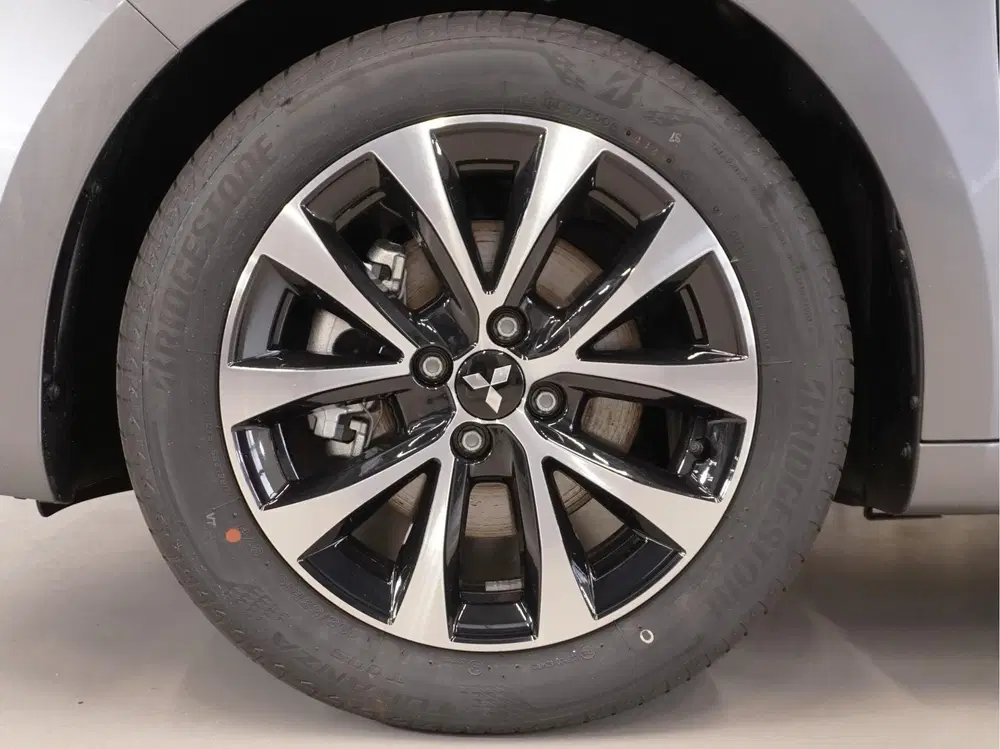 Mitsubishi Colt 1.6 HEV Intense uit 2026, foto 13