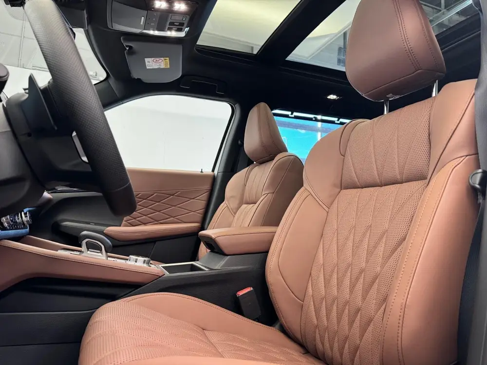 Mitsubishi Outlander 2.4 PHEV Instyle+ Black Edition uit 2026, foto 10