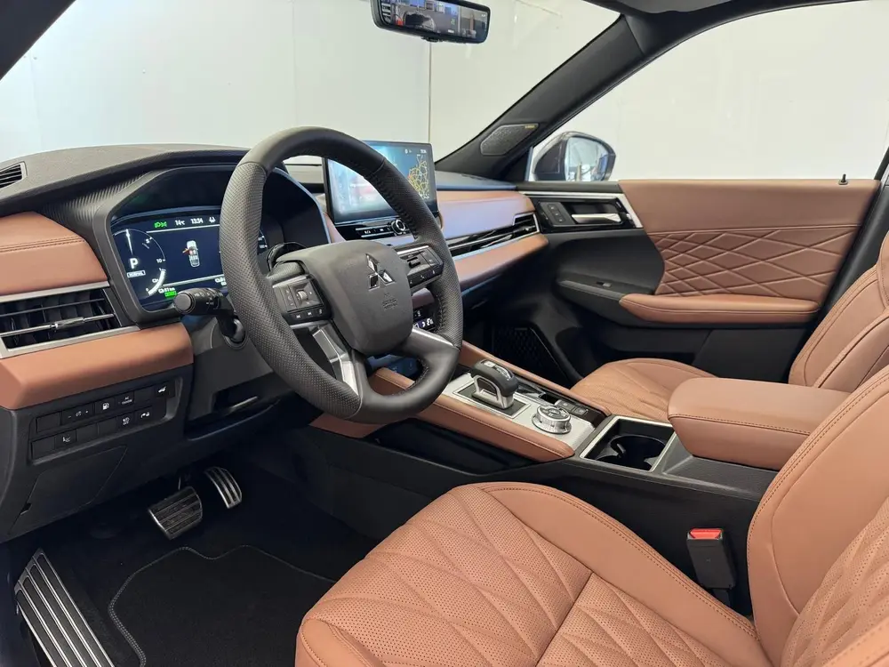 Mitsubishi Outlander 2.4 PHEV Instyle+ Black Edition uit 2026, foto 12