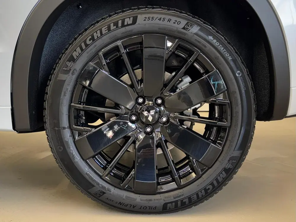 Mitsubishi Outlander 2.4 PHEV Instyle+ Black Edition uit 2026, foto 9