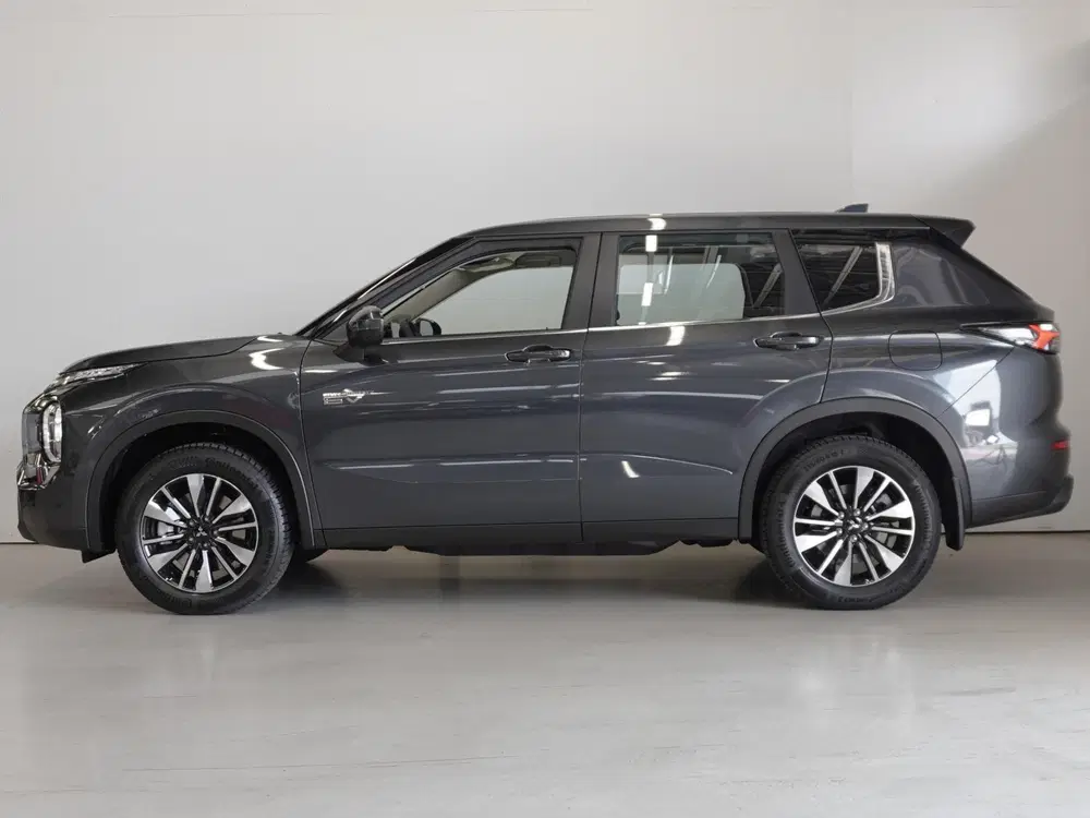 Mitsubishi Outlander 2.4 PHEV Pure uit 2026, foto 3